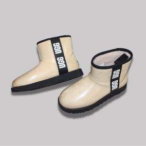 UGG classic mini, waterproof, clear
